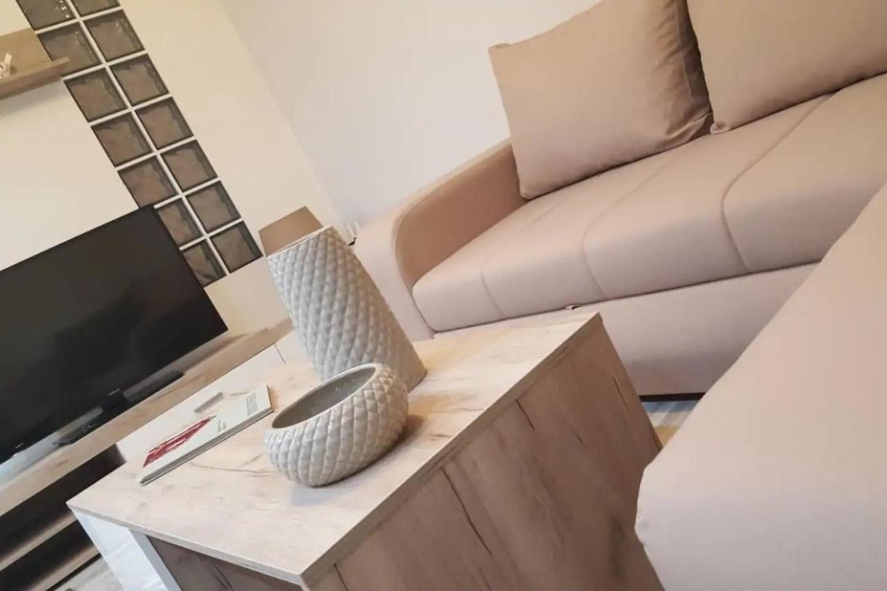 Downtown City Apartment Thessaloniki Buitenkant foto